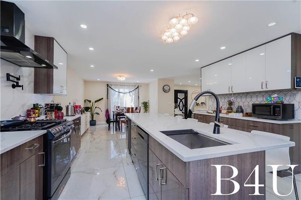 Dining room, Interior, Kitchen, Marble, Recessed Lighting, Stainless Steel Appliances