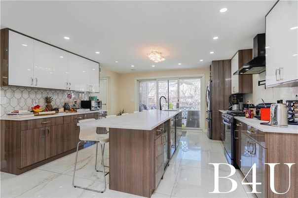 Chandelier, Interior, Kitchen, Recessed Lighting, Stainless Steel Appliances