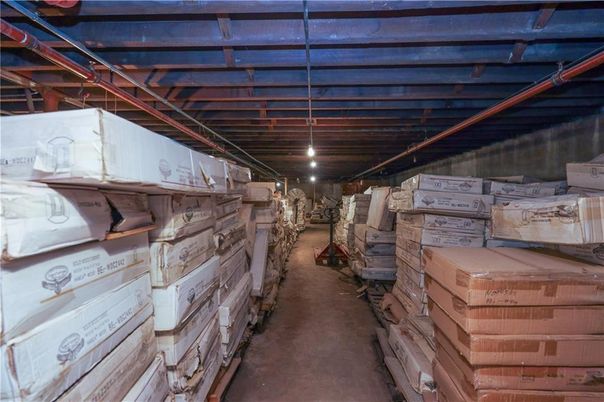 Interior, Wooden Beams