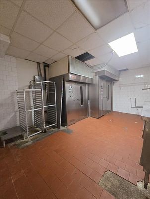 Elevator, Interior, Stone Walls
