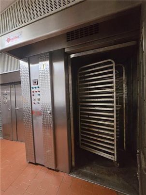 Elevator, Interior