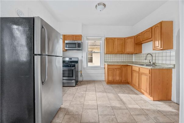 Interior, Kitchen, Stainless Steel Appliances