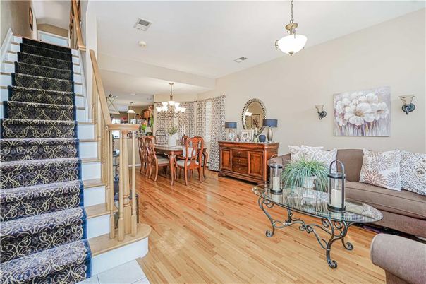 Chandelier, Dining room, Interior, Living room, Pendant Lights, Wood Texture Flooring