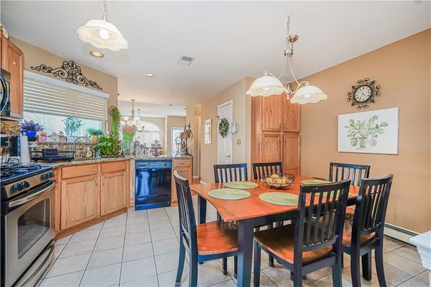 Dining room, Interior, Kitchen, Pendant Lights, Recessed Lighting