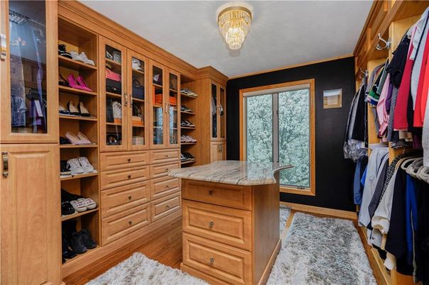Chandelier, Interior, Walk-in Closets, Wood Texture Flooring