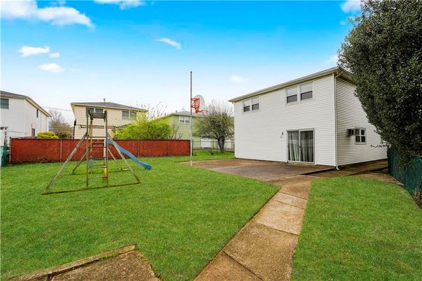 Backyard, Exterior, Playground