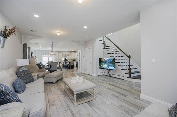 Dining room, Interior, Kitchen, Living room, Pendant Lights, Recessed Lighting, Wood Texture Flooring