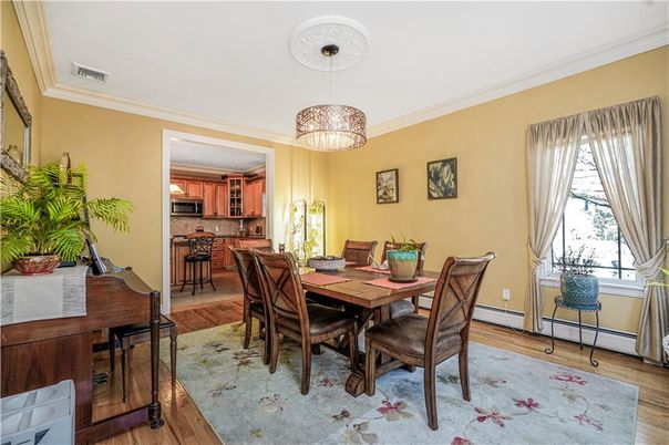 Chandelier, Dining room, Interior, Kitchen, Pendant Lights, Wood Texture Flooring