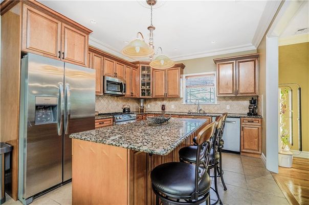 Interior, Kitchen, Pendant Lights, Recessed Lighting, Stainless Steel Appliances