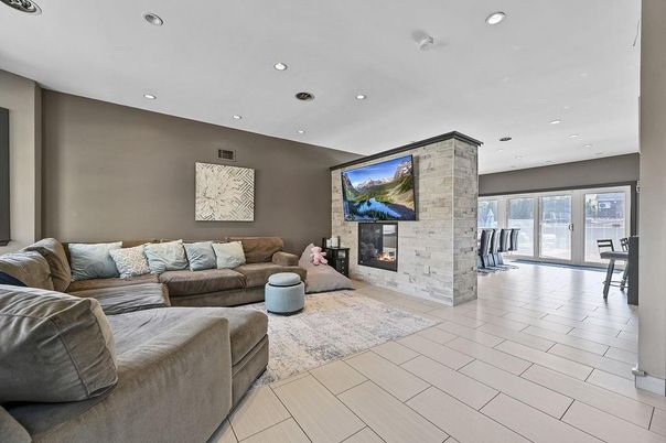 Fireplace, Interior, Living room, Recessed Lighting