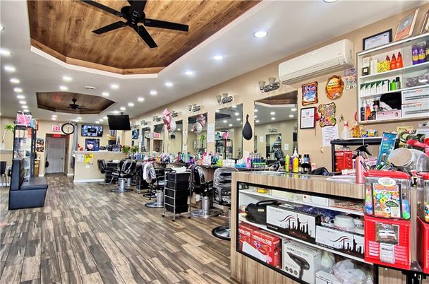 Interior, Recessed Lighting, Wooden Ceilings, Wood Texture Flooring
