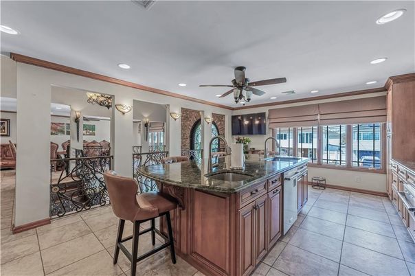 Dining room, Interior, Kitchen, Recessed Lighting