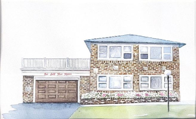 Attached, Exterior, Facade, Brick Traditional