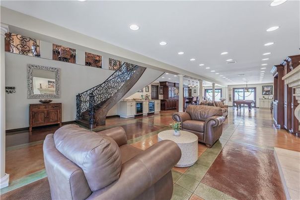 Dining room, Fireplace, Interior, Living room, Pendant Lights, Recessed Lighting