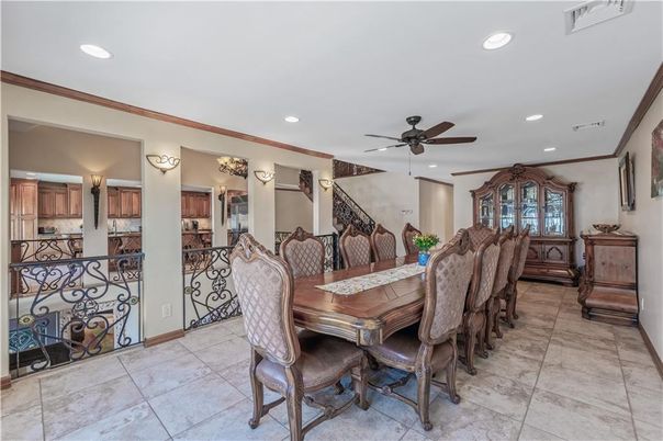 Dining room, Interior, Recessed Lighting