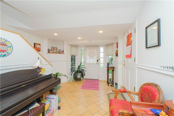 Interior, Piano, Recessed Lighting