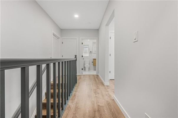 Interior, Recessed Lighting, Wood Texture Flooring