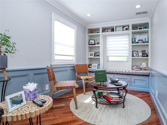 Home Office, Interior, Recessed Lighting, Wood Texture Flooring