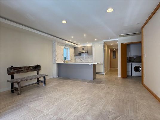 Interior, Kitchen, Marble Walls, Recessed Lighting, Washer