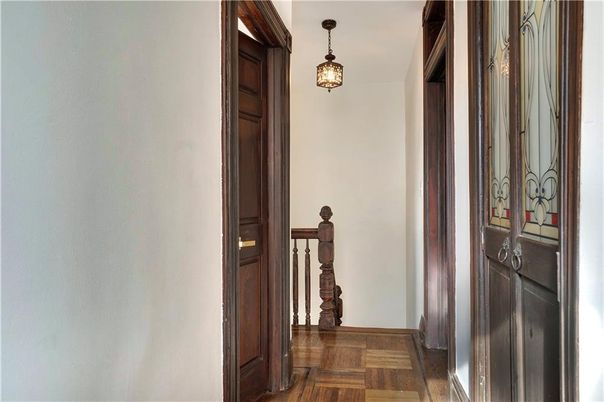 Interior, Pendant Lights, Wood Texture Flooring