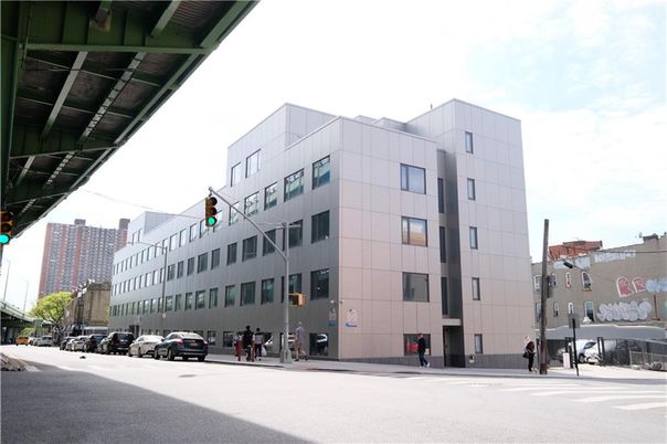 Exterior, Facade, Highrise