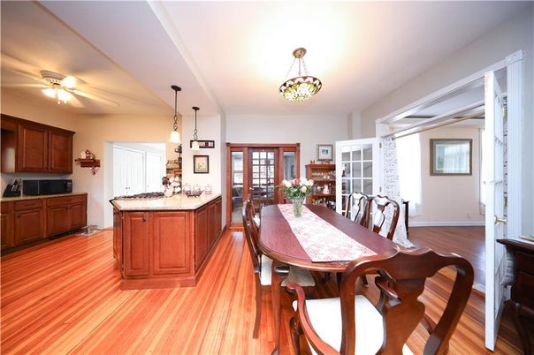 Dining room, Interior, Kitchen, Pendant Lights, Wood Texture Flooring