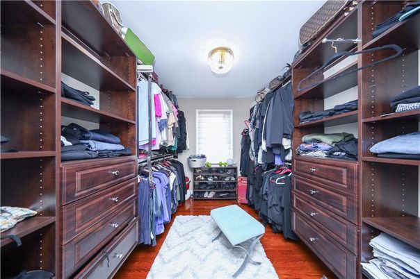 Interior, Walk-in Closets, Wood Texture Flooring