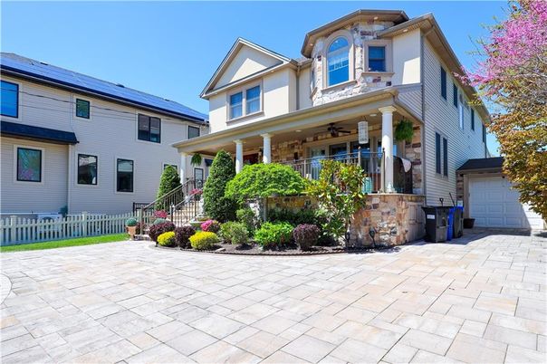 Exterior, Facade, Solar Panels, Queen Anne Victorian