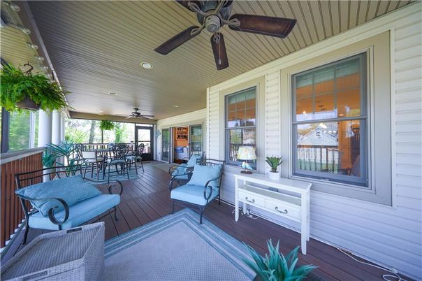 Exterior, Wood Texture Flooring