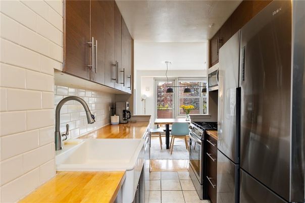 Dining room, Interior, Kitchen, Pendant Lights