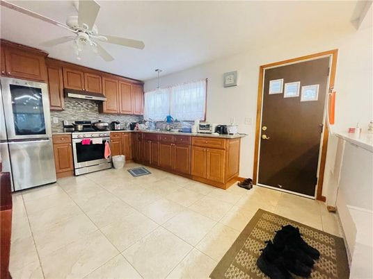 Interior, Kitchen, Stainless Steel Appliances