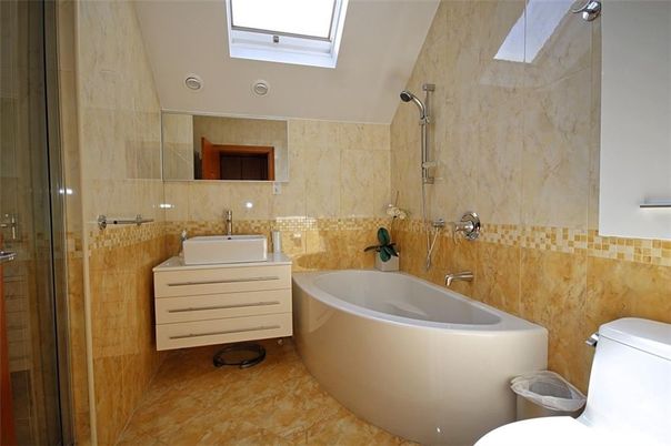 Bathroom, Dual Sink Vanities, Free Standing Baths, Glass Shower, Interior