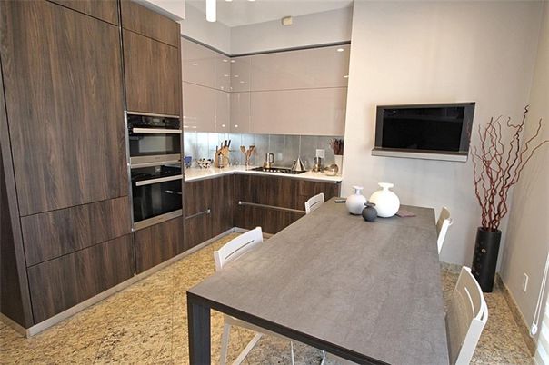 Dining room, Interior, Kitchen, Recessed Lighting, Stainless Steel Appliances
