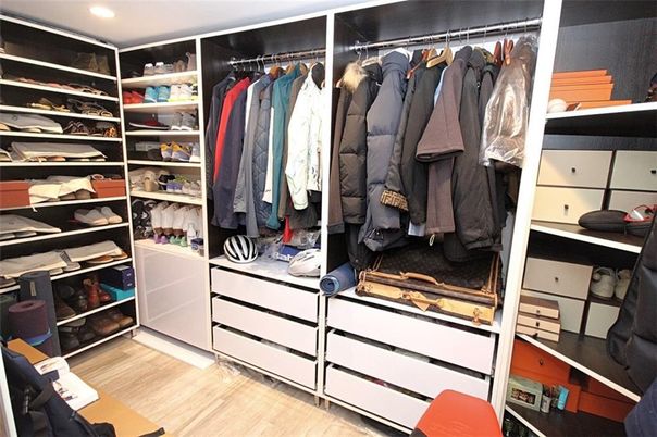 Interior, Recessed Lighting, Walk-in Closets, Wood Texture Flooring