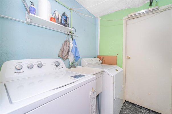 Interior, Washer