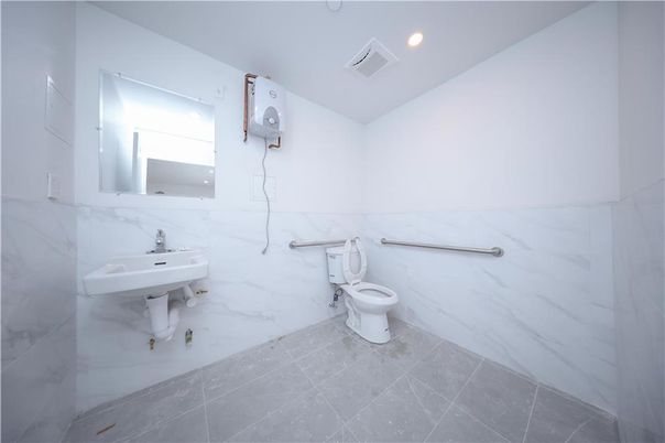 Bathroom, Interior, Marble Walls, Recessed Lighting