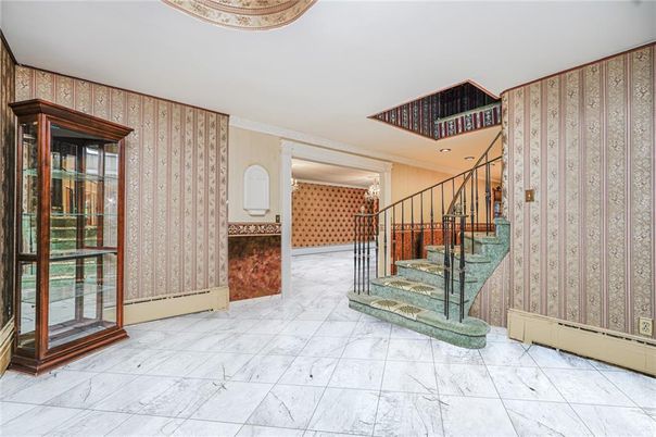 Interior, Marble