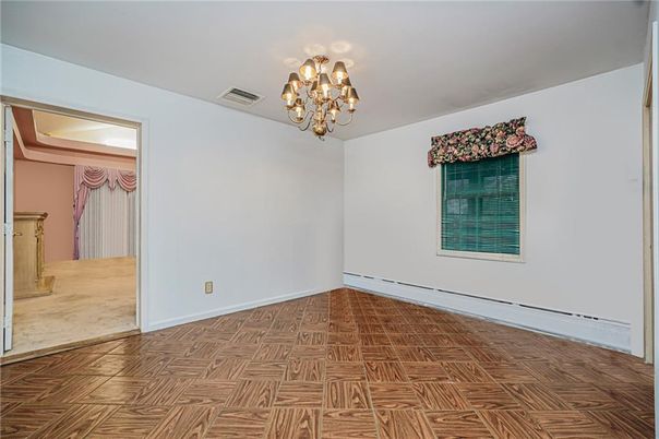 Chandelier, Empty room, Interior, Wood Texture Flooring