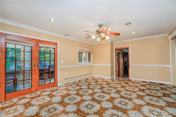 Empty room, Interior, Recessed Lighting