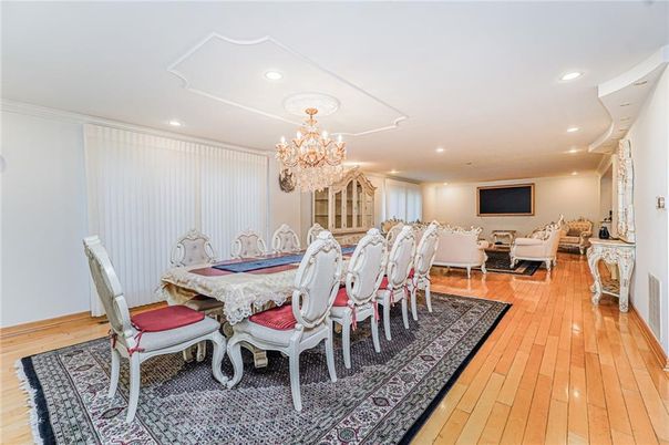Chandelier, Dining room, Interior, Living room, Recessed Lighting, Wood Texture Flooring