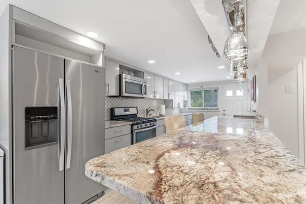 Interior, Kitchen, Pendant Lights, Recessed Lighting, Stainless Steel Appliances