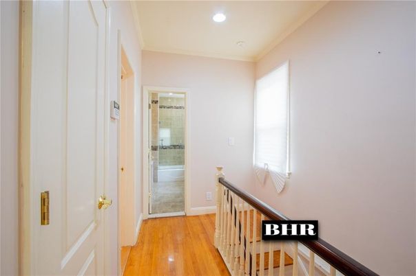 Bathroom, Interior, Recessed Lighting, Wood Texture Flooring