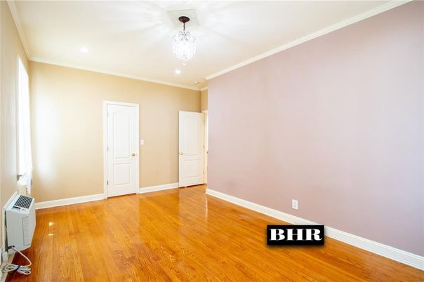 Chandelier, Empty room, Interior, Recessed Lighting, Wood Texture Flooring