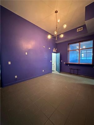 Empty room, Interior, Pendant Lights