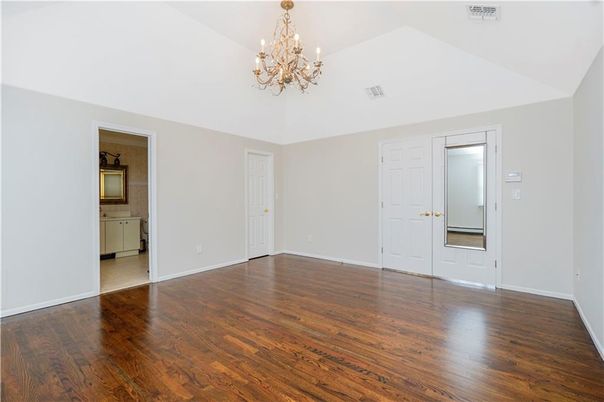 Chandelier, Empty room, Interior, Wood Texture Flooring