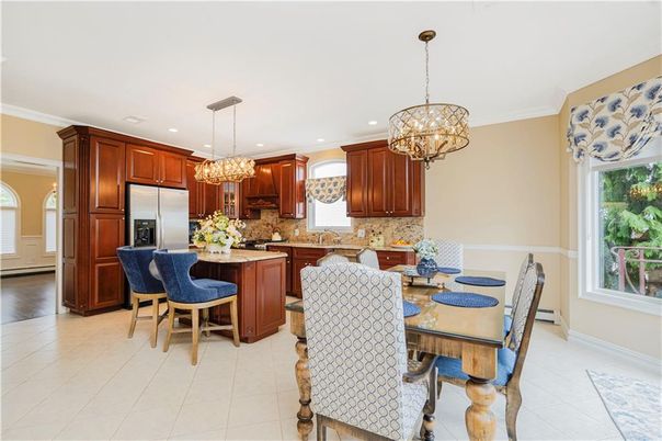 Chandelier, Dining room, Interior, Kitchen, Pendant Lights, Recessed Lighting, Stainless Steel Appliances