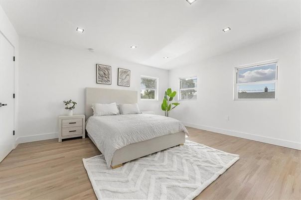 Bedroom, Interior, Recessed Lighting, Wood Texture Flooring