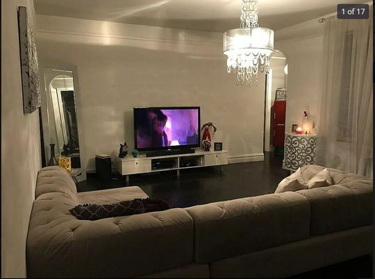 Chandelier, Interior, Living room