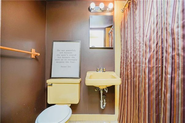 Bathroom, Interior