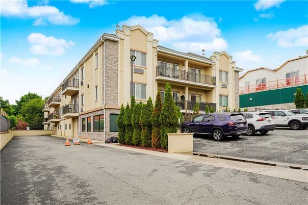 Exterior, Facade, Condo Building